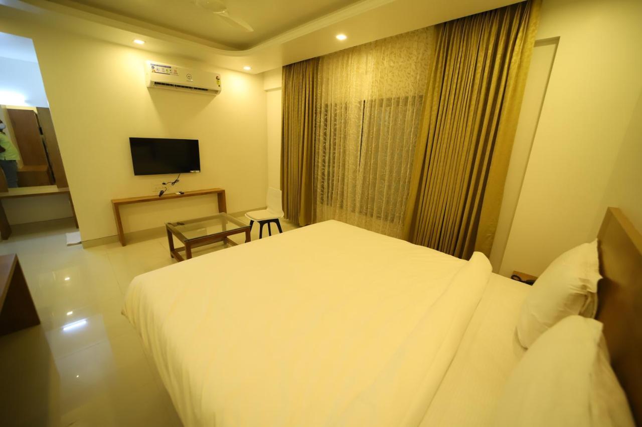 The Orange Flag, Phulambri Hotel Ganori Ngoại thất bức ảnh