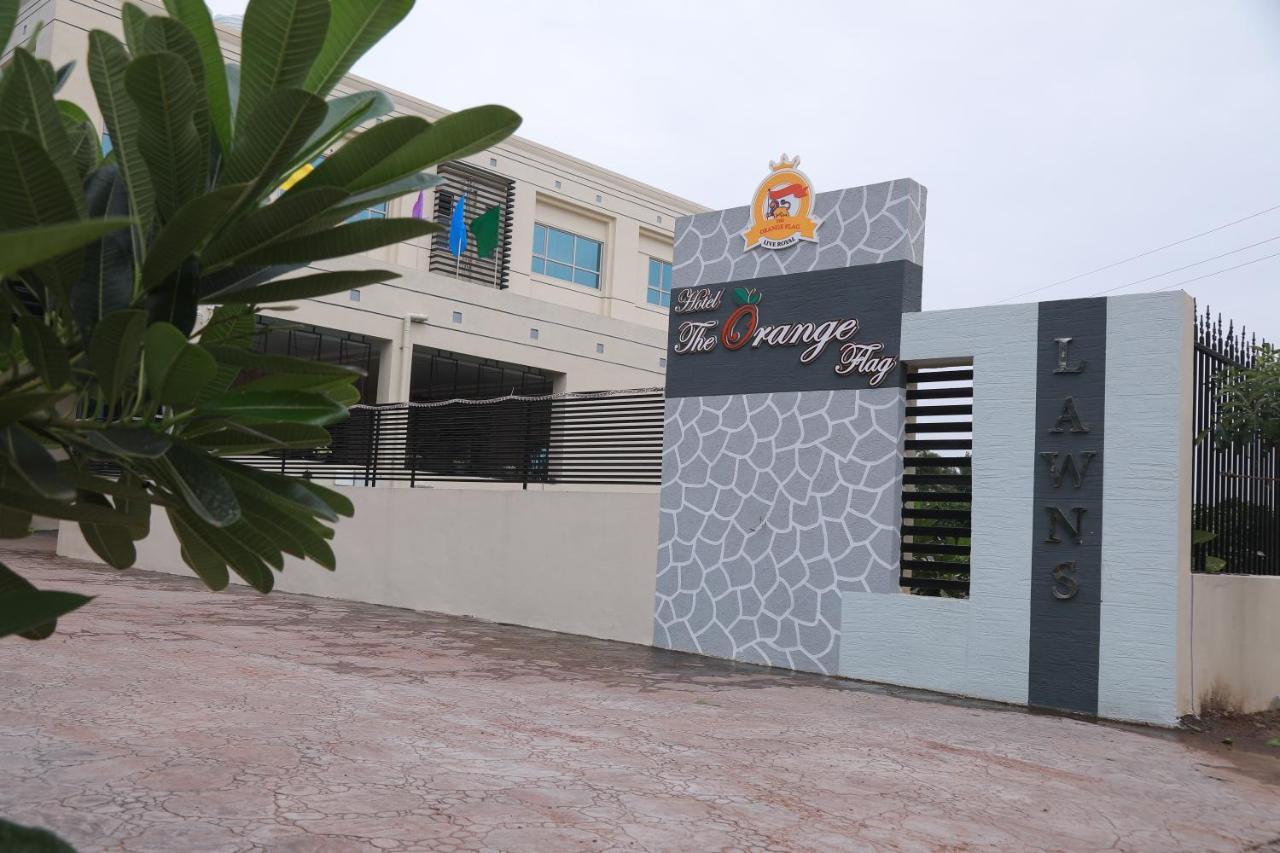 The Orange Flag, Phulambri Hotel Ganori Ngoại thất bức ảnh