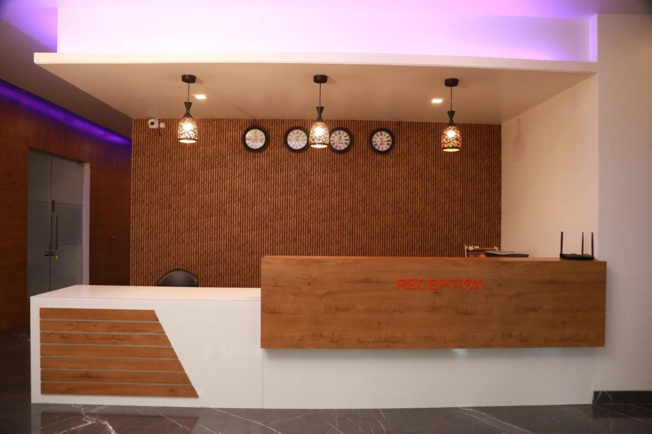 The Orange Flag, Phulambri Hotel Ganori Ngoại thất bức ảnh